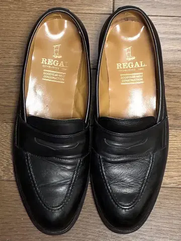 REGAL 블랙 로퍼 굿이어 웰트