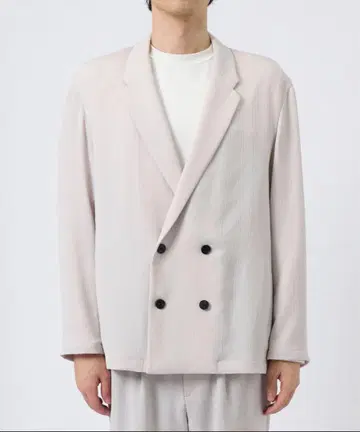 PLEATS DOUBLE BREASTED JACKET