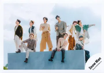 SnowMan RAYS MV 오프샷 단체 공식 사진 1장