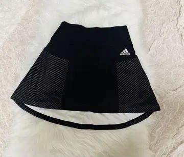 adidas HEAT.RDY 블랙 스트라이프 스커트 S (새상품급)