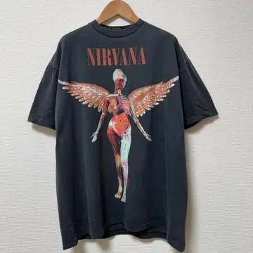 닐바나 티셔츠 XL BROKUM NIRVANA A329