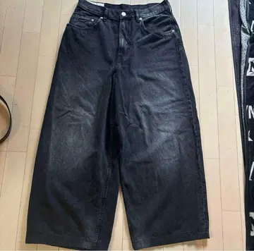 대인기! H&M SUPER BAGGY 데님 팬츠 32/30 블랙