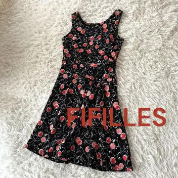 체리 패턴 플레어 스트레치 원피스 블랙