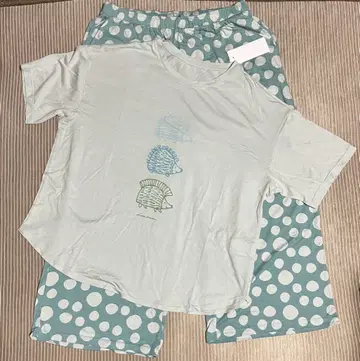 UNIQLO 리사 라르손 룸세트(반팔) XL
