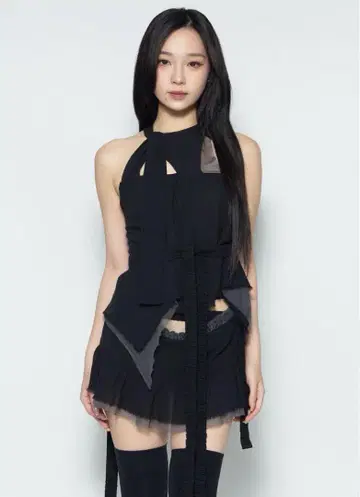 theredthread S halter flow tops