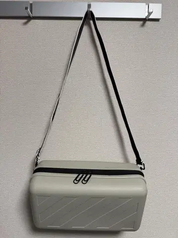 [한정품] OFF-WHITE 숄더백