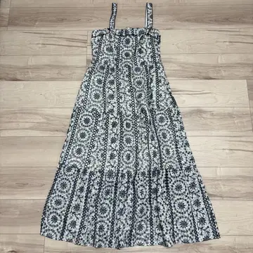 ZARA 원피스 자수 꽃무늬