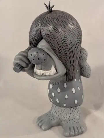 JUNKYARD CAVEMAN 소프트 비닐 저금통 (그레이 버전)