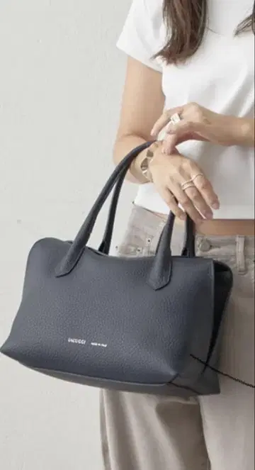 이아쿠치 IACUCCI 라나 M 백