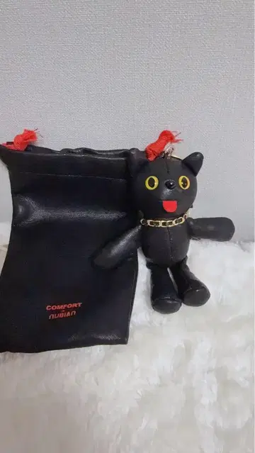 새상품 컴포트 뿅 PIYONG 키링 검은 고양이 가죽