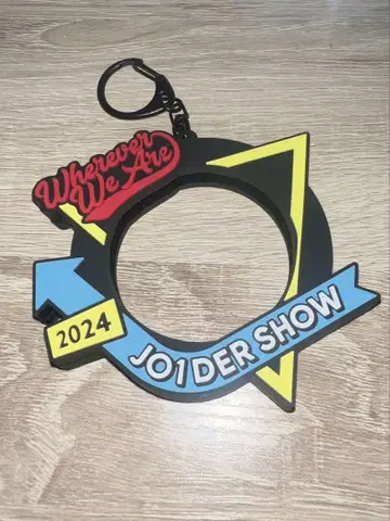 JO1 DERSHOW 2024 WHEREVER WEARE 캔뱃지 홀더