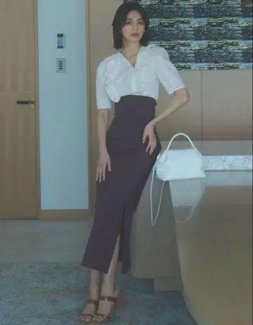 새 상품 택 포함 [SNIDEL] 펜슬 슬릿 스커트