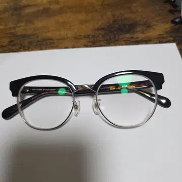 JINS 프레임, AMMF17A009