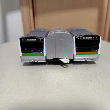 프라레일 E233계 도카이도선