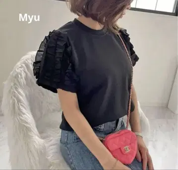 Myu 프릴 라인 슬리브 블랙