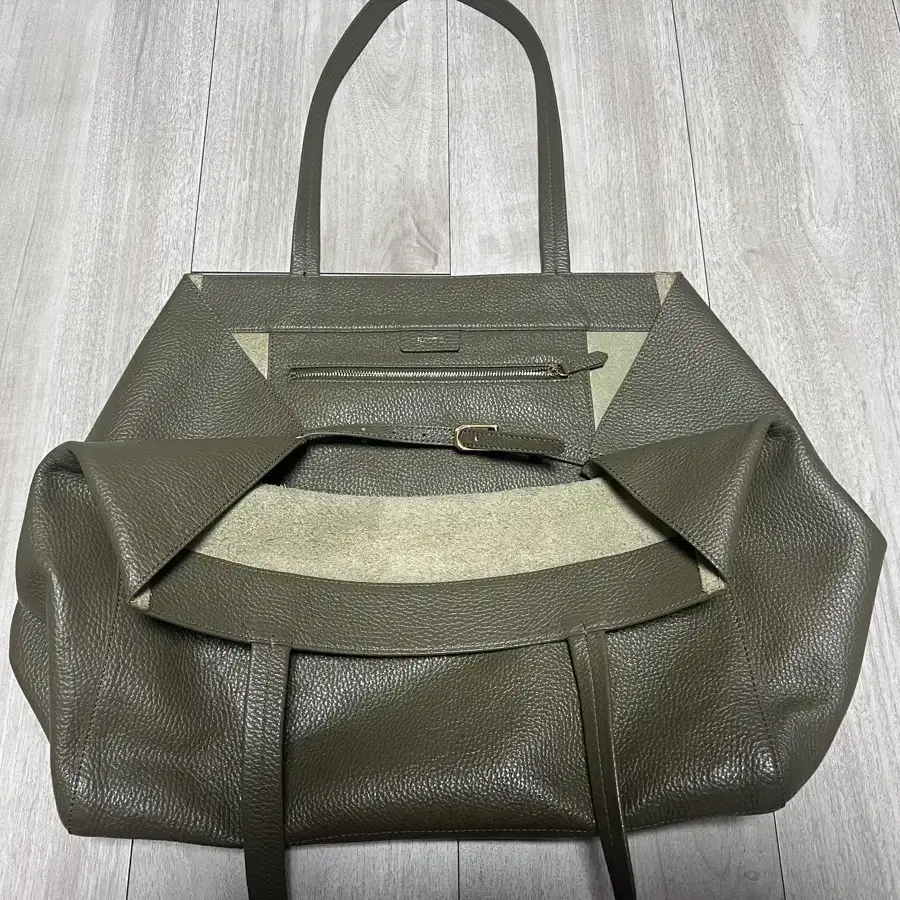 [RECTO] / ☆ 24FW CALLA LARGE CABAS BAG / OLIVE RECTO | 렉토 [F] Recto CALLA LARGE CABAS BAG Olive Color