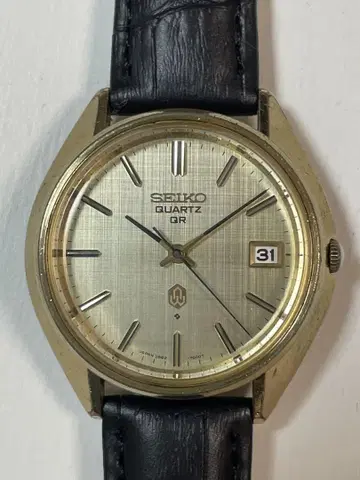 SEIKO QR 손목시계