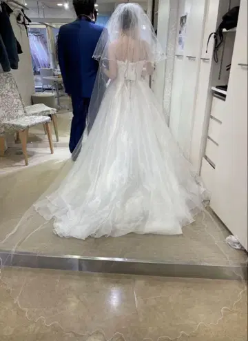 Four sis&co. 포시스앤드컴퍼니 베일