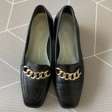 [ 새상품급 ] 블랙 로퍼 23cm