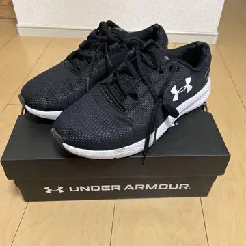 [새상품급] 언더아머 UNDER ARMOUR 27.5 4E 러닝용