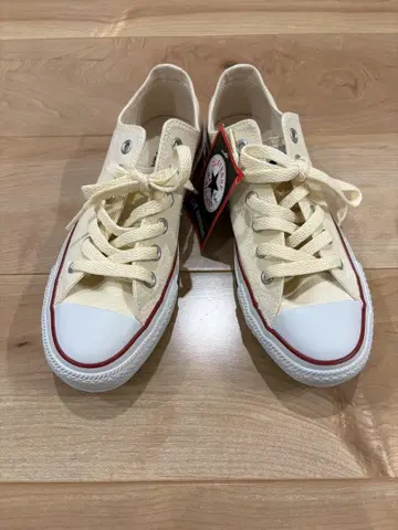 CONVERSE ALL STAR 크림색 스니커즈