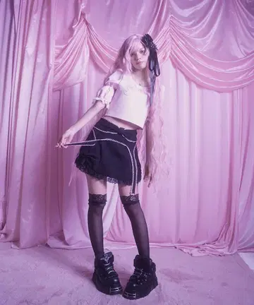 AVENCHUMU 아방츄움 티셔츠