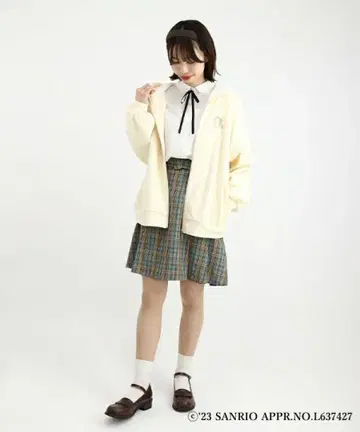 폼폼푸딩 후드티 Fi.n.t