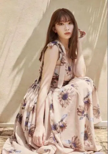 herlipto Sunflower-printed Midi Dress