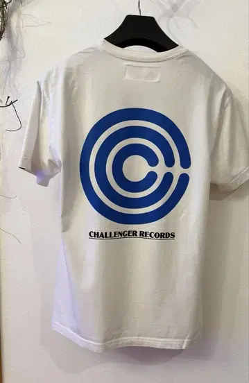 CHALLENGER RECORDS 티셔츠 M 사이즈