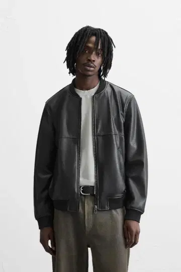 ZARA 자라 인조 가죽 봄버 자켓 M 완판템