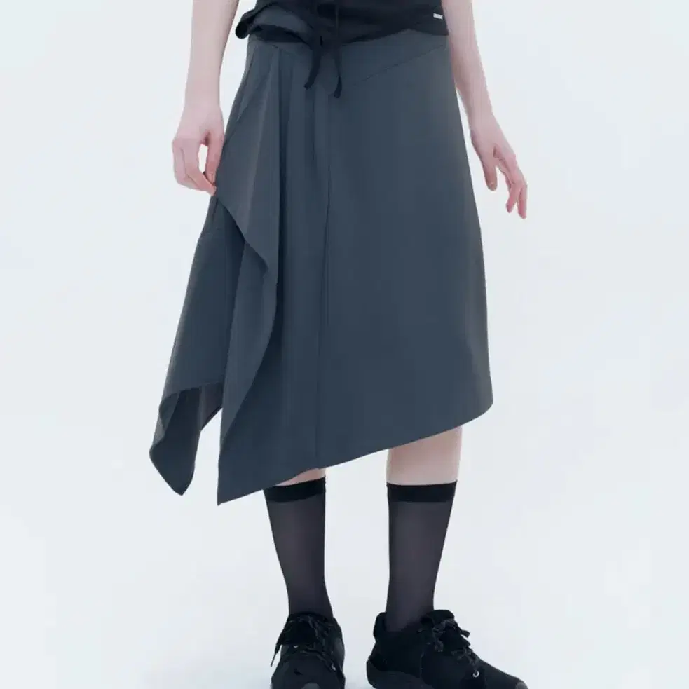 ◆MISEKI SEOUL◆ Side pleats gathered midi skirt BLACK MSK25 MUSINSA公式 | MISEKI SEOUL Side pleats gathered midi skirt BLACK