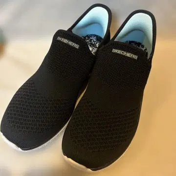 새상품급 스케쳐스 슬립인스 23cm 블랙
