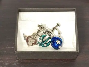 ANNA SUI 넵튠 우라노스 귀찌 세일러문 안나수이