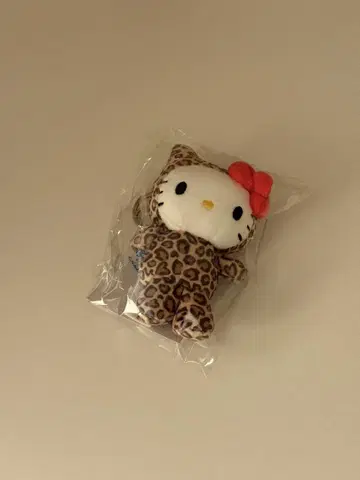 repipi armario 헬로키티 마스코트 참 레오파드 무늬