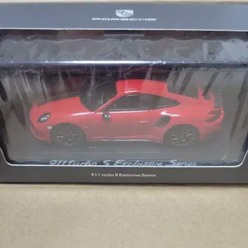 Porsche 911 Turbo S Exclusive Series 레드