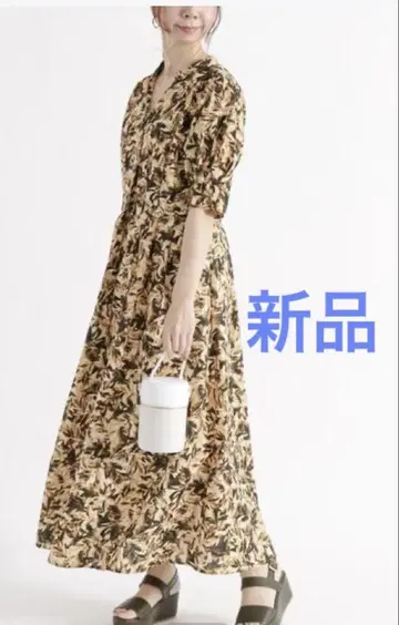 Te chichi 테치치 보카시 리프 프린트 원피스 새상품