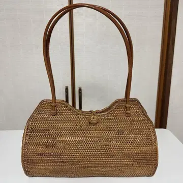 브라운 스트로우 핸드백