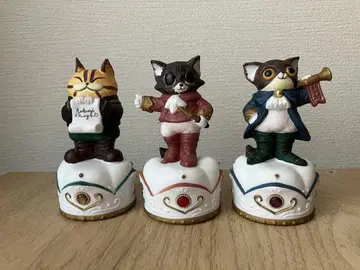 AWKWARD KNIGHT 어색한 나이트 오르골 3개 세트