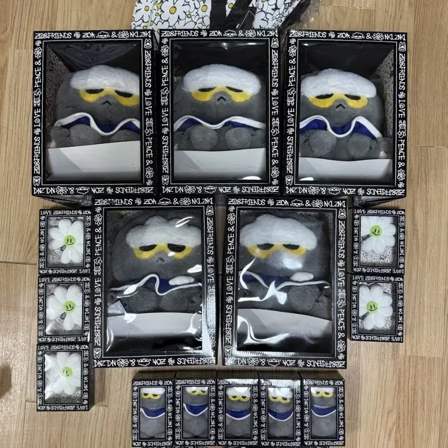 Dugi（푼푼더기❤️）　0311 Amazon.com: Faindā no rakuin: 9784799711941: 圖書