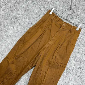 2681 베네통 이탈리아제 테이퍼드 팬츠 브라운 L 상당 치노 팬츠