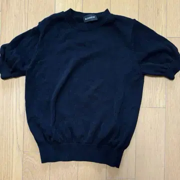 새상품급 BLENHEIM 블렌하임 반팔 썸머 니트