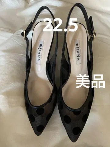 새상품급 다이애나 DIANA 백 스트랩 뮬 도트 22.5