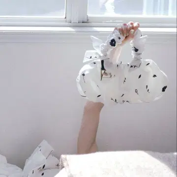 bibiy B. BLOOMY BAG