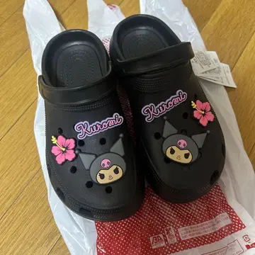 택 포함 쿠로미 샌들