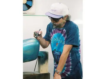 새상품 CHALLENGER TIE DYE THUNDER ROSE TEE