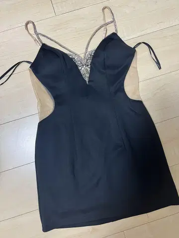 angelR 타이트 드레스 블랙