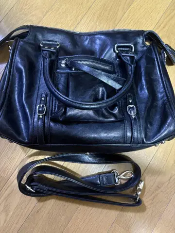 JEANASIS 앤티크 인조 가죽 보스턴