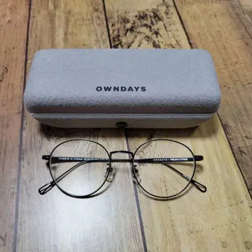 7일(목) 한정!! OWNDAYS FREAK'S STORE 콜라보 안경