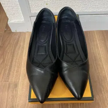 여성용 취업활동 신발, 1회 사용