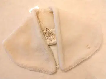 나나데콜 퍼 탈착식 옷깃